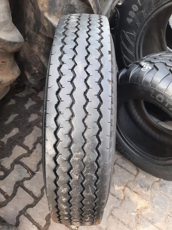 Opona używana rolnicza 8.25-20 8.25R20 MITAS NB60; 350zł W4247