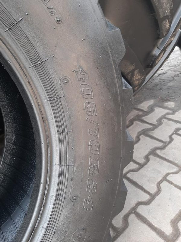 Opona używana przemysłowa 405/70R24 DUNLOP SPT9; 500zł W4250 - obrazek 3