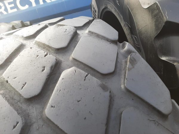 Opona używana rolnicza 28-26 BKT TR-390; 1200zł W4252 - obrazek 5