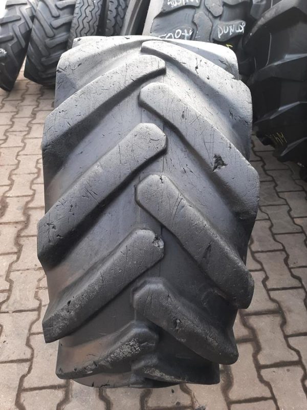 Opona używana przemysłowa 405/70-20 16.0/70-20 DEESTONE EXTRA GRIP 500zł W4255
