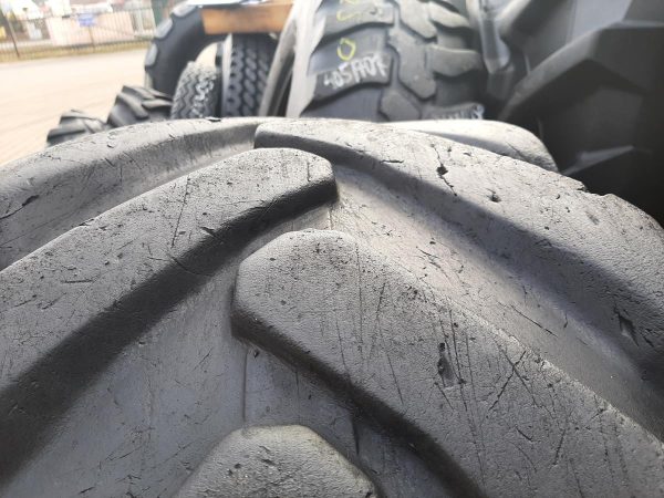 Opona używana przemysłowa 405/70-20 16.0/70-20 DEESTONE EXTRA GRIP 500zł W4255 - obrazek 8