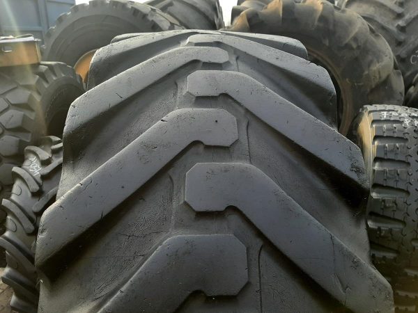 Opona używana 440/80-28 16.9-28 MICHELIN POWER CL 600zł W4256 - obrazek 12