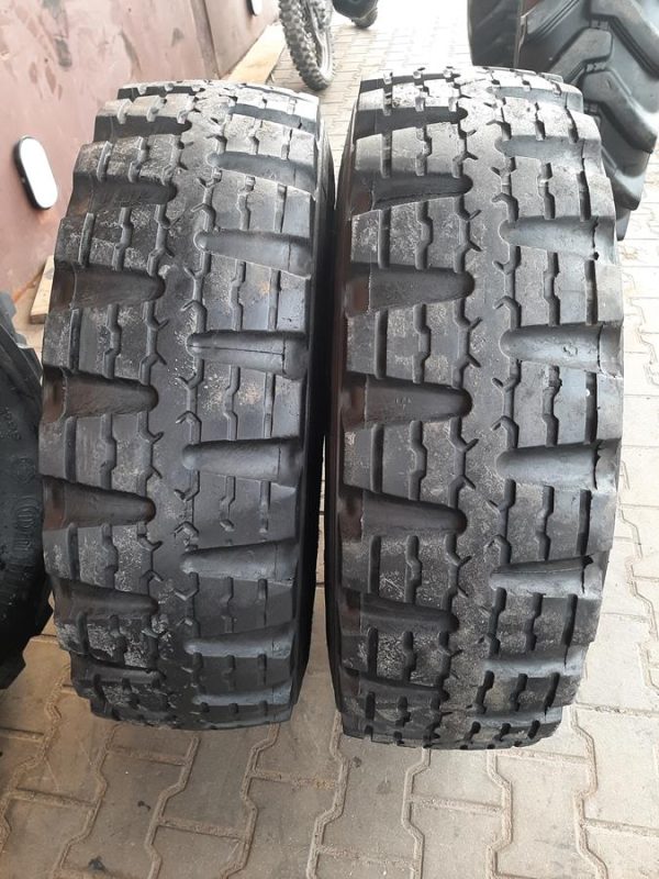 2x Opona używana przemysłowa 12.5R20 CONTINENTAL MPT MIL 400zł W4263