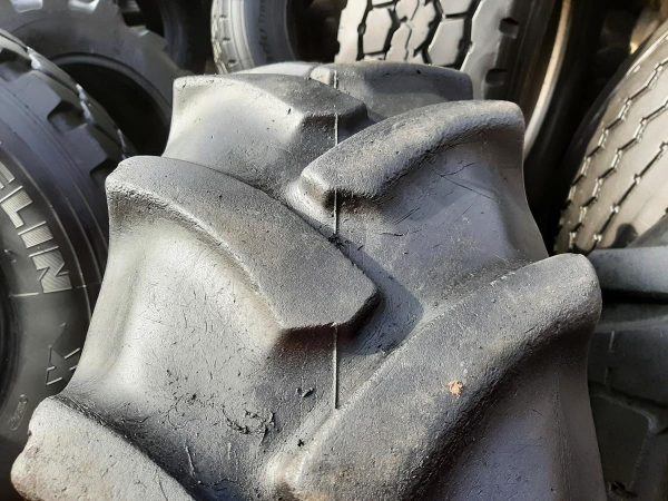 2x Opona używana rolnicza 280/85R24 11.2R24 CONTINENTAL 300zł W4272 - obrazek 5