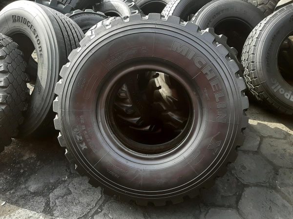 Opona używana przemysłowa 365/85R20 MICHELIN XZL 400zł W4276 - obrazek 2