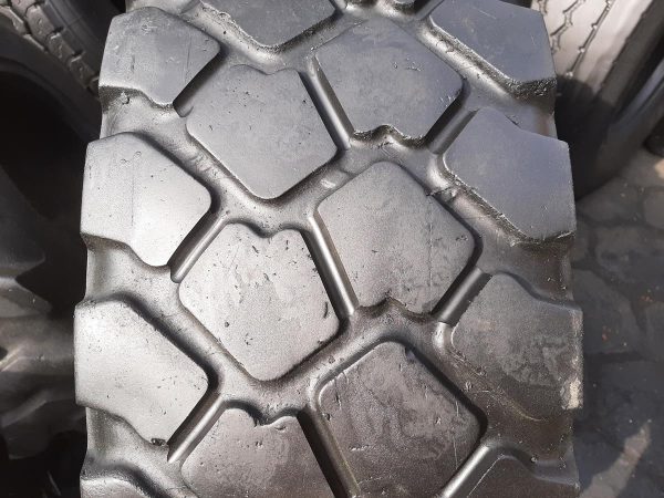 Opona używana przemysłowa 365/85R20 MICHELIN XZL 400zł W4276 - obrazek 4