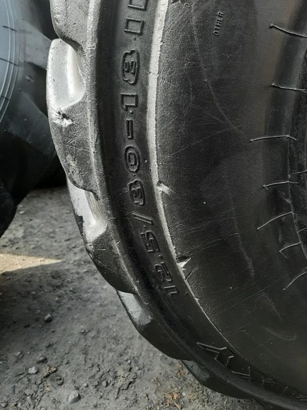 Opona używana przemysłowa 12.5/80-18 GALAXY SUPER THE BEEFY BABY 400zł W4278 - obrazek 3