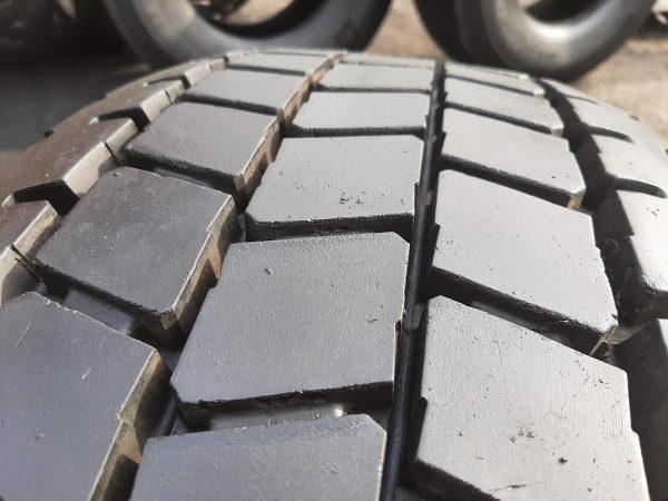 Opona używana ciężarowa 315/70R22.5 DĘBICA DRD2 650zł C2412 - obrazek 6
