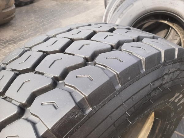 Opona używana ciężarowa 385/65R22.5 MICHELIN XZY 3 800zł C2415 - obrazek 12