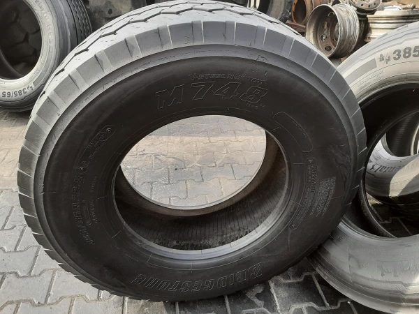 Opona używana ciężarowa 385/65R22.5 BRIDGESTONE M748 600zł C2418 - obrazek 2