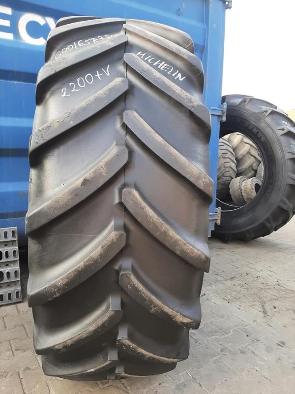 Opona używana rolnicza 600/65R38 MICHELIN XM108; 2200zł W4281