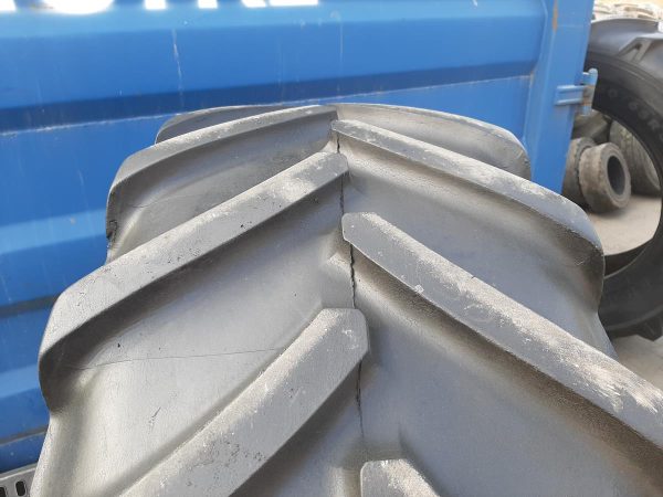 Opona używana rolnicza 600/65R38 MICHELIN XM108; 2200zł W4281 - obrazek 5