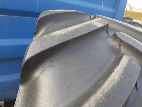 Opona używana rolnicza 600/65R38 MICHELIN XM108; 2200zł W4281 - obrazek 6