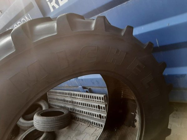 Opona używana rolnicza 600/65R38 MICHELIN XM108; 2200zł W4281 - obrazek 13