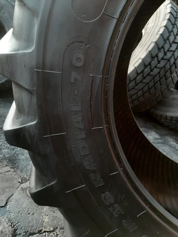Opona używana rolnicza 580/70R38 CULTOR RADIAL 70; 1600zł W4283 - obrazek 9