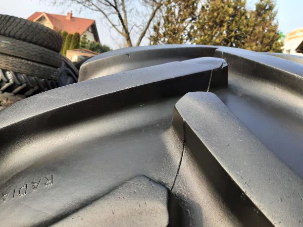 Opona używana rolnicza 580/70R38 CULTOR RADIAL 70; 1600zł W4283 - obrazek 7