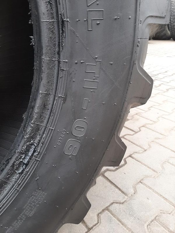 Opona używana przemysłowa 18.4-26 MITAS TRACTOR INDUSTRIAL TI-06; 900zł W4285 - obrazek 11