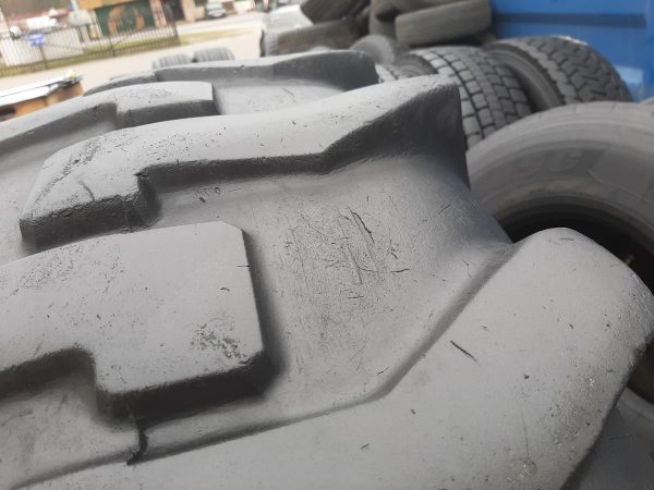 Opona używana przemysłowa 18.4-26 MITAS TRACTOR INDUSTRIAL TI-06; 900zł W4285 - obrazek 7