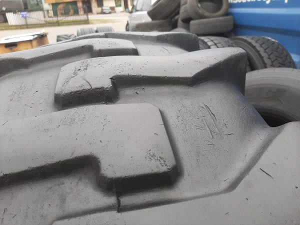 Opona używana przemysłowa 18.4-26 MITAS TRACTOR INDUSTRIAL TI-06; 900zł W4285 - obrazek 12