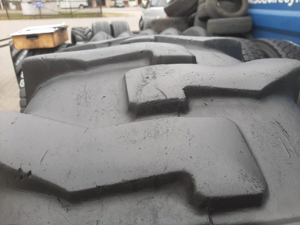 Opona używana przemysłowa 18.4-26 MITAS TRACTOR INDUSTRIAL TI-06; 900zł W4285 - obrazek 8