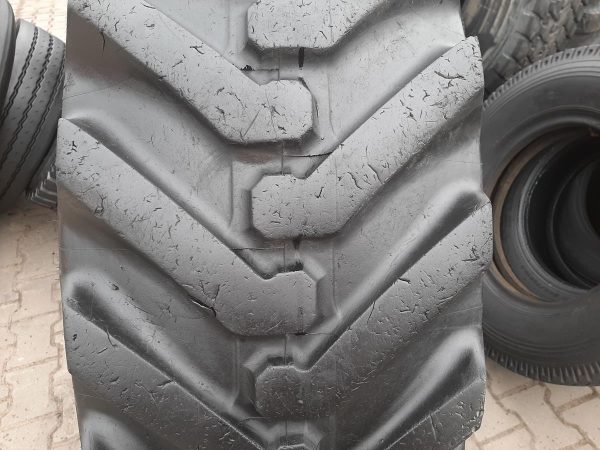 Opona używana przemysłowa 440/80-28 16.9-28 MICHELIN POWER CL 1200zł W4287 - obrazek 5