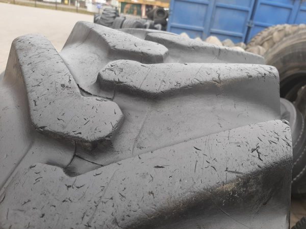 Opona używana przemysłowa 440/80-28 16.9-28 MICHELIN POWER CL 1200zł W4287 - obrazek 12