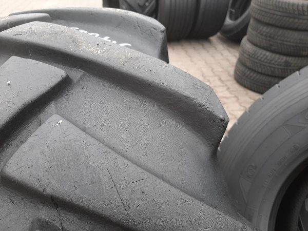 Opona używana przemysłowa 16.0/70-20 ; 405/70-20 BKT AS504 IMPLEMENT 600zł W4288 - obrazek 10