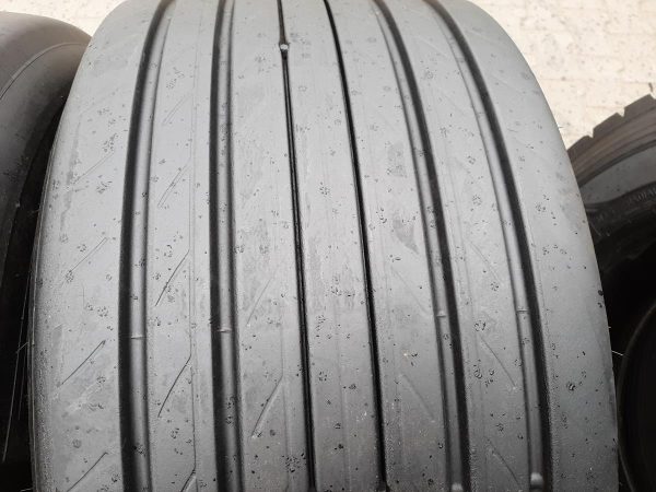 2x Opona używana ciężarowa 435/50R19.5 PIRELLI ST01 800zł C2419 - obrazek 5