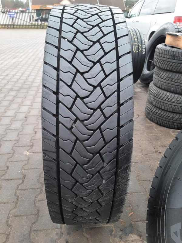 Opona używana ciężarowa 315/80R22.5 GOODYEAR KMAX D 800zł C2421