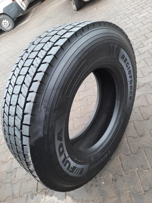Opona używana ciężarowa 315/80R22.5 FULDA REGIOFORCE 3; 750zł C2422 - obrazek 11