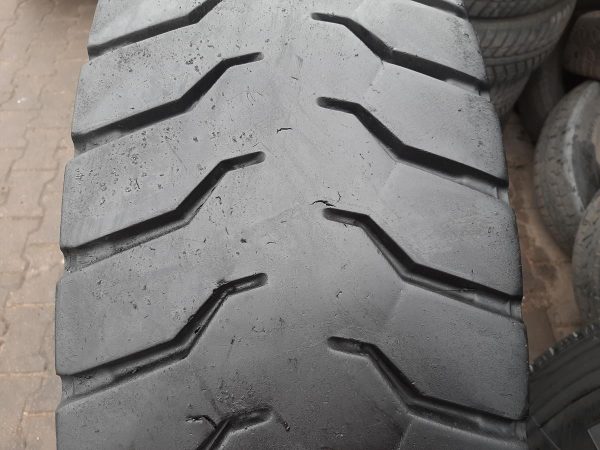 Opona używana ciężarowa 315/80R22.5 WELLPLUS POWER D+ 500zł C2423 - obrazek 4