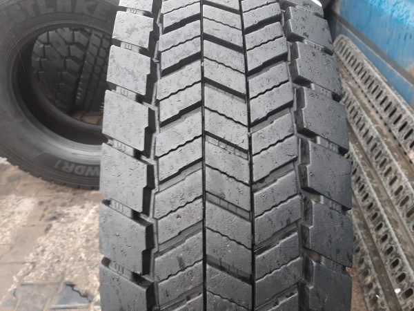 Opona używana ciężarowa 315/80R22.5 SEMPERIT RUNNER D2; 680zł C2431 - obrazek 4