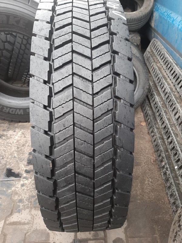 Opona używana ciężarowa 315/80R22.5 SEMPERIT RUNNER D2; 680zł C2431