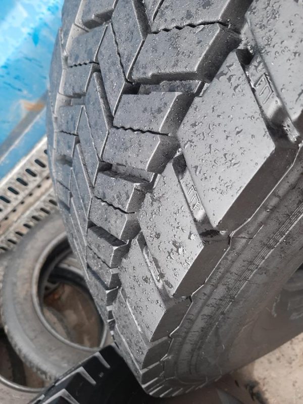 Opona używana ciężarowa 315/80R22.5 SEMPERIT RUNNER D2; 680zł C2431 - obrazek 5