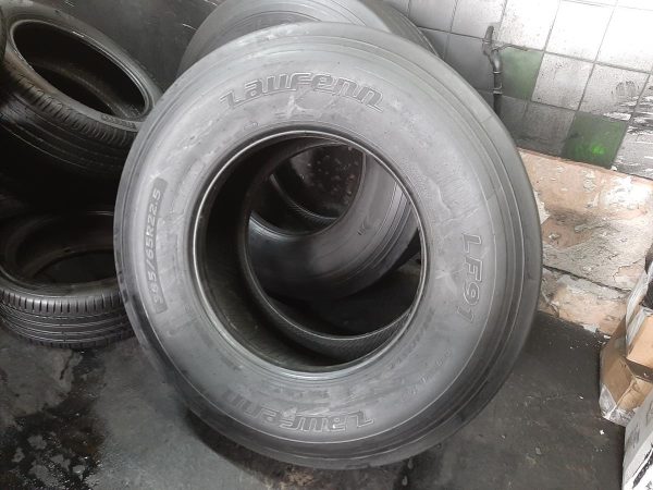 Opona używana ciężarowa 385/65R22.5 LAUFENN LF91; 500zł C2442 - obrazek 2