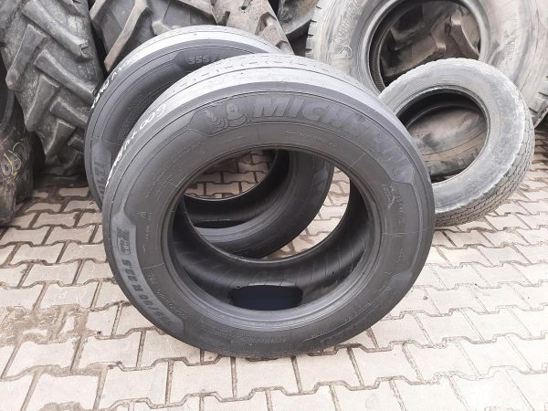 2x Opona używana ciężarowa 355/50R22.5 MICHELIN 300zł(szt.) C2444 - obrazek 2