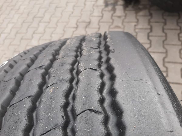 Opona używana ciężarowa 385/65R22.5 BRIDGESTONE R179+ 650zł C2445 - obrazek 10