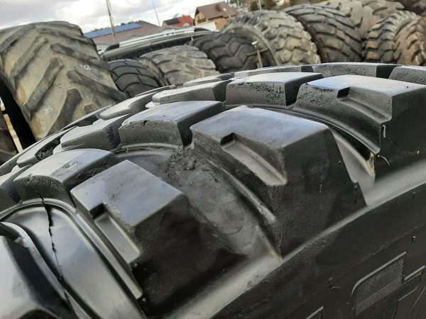 Opona używana przemysłowa 540/65R30 MITAS HCM 2300zł W4290 - obrazek 17