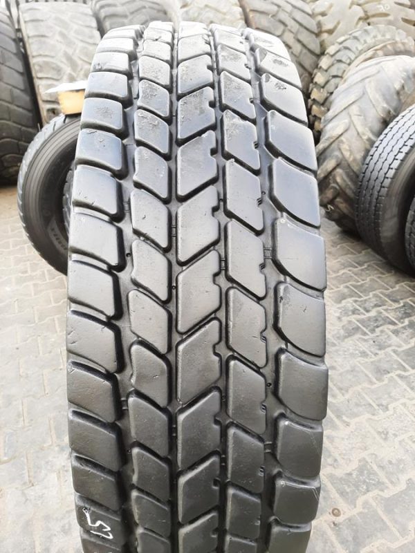 Opona używana przemysłowa 445/95R25 MICHELIN X-CRANE+ 2600zł W4291