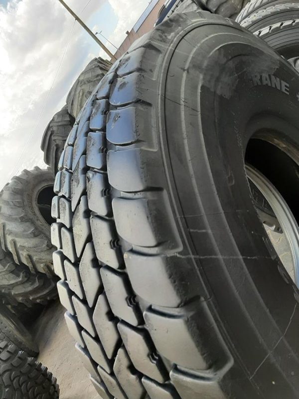 Opona używana przemysłowa 445/95R25 MICHELIN X-CRANE+ 2600zł W4291 - obrazek 10