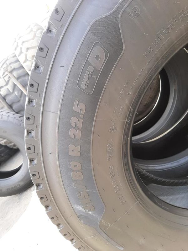 Opona używana ciężarowa 315/80R22.5 MICHELIN X MULTI D 600zł C2452 - obrazek 3