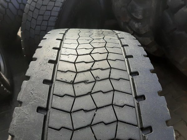 Opona używana ciężarowa 315/80R22.5 BRIDGESTONE ECOPIA H-DRIVE 002; 500zł C2456 - obrazek 5