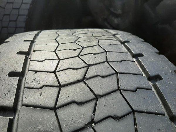 Opona używana ciężarowa 315/80R22.5 BRIDGESTONE ECOPIA H-DRIVE 002; 500zł C2456 - obrazek 9