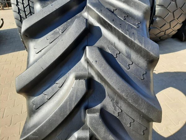 Opona używana rolnicza 480/65R28 BKT AGRIMAX RT657 1400zł W4292 - obrazek 4