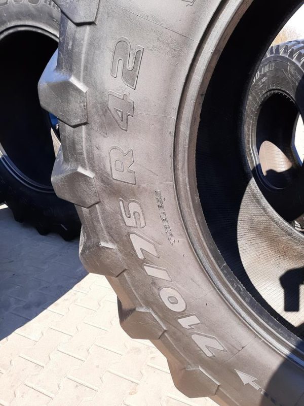 2x Opona używana rolnicza 710/75R42 TRELLEBORG TM900 4200zł W4293 - obrazek 3
