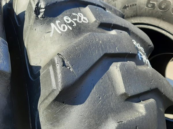 2x Opona używana przemysłowa 16.9-28 GOODYEAR SURE GRIP 900zł W4297 - obrazek 6