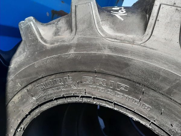 2x Opona używana przemysłowa 16.9-28 GOODYEAR SURE GRIP 900zł W4297 - obrazek 14