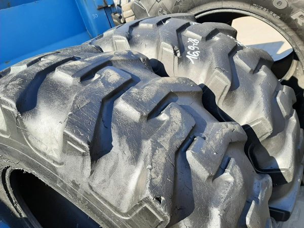 2x Opona używana przemysłowa 16.9-28 GOODYEAR SURE GRIP 900zł W4297 - obrazek 16