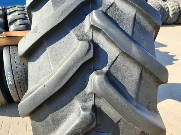 Opona używana rolnicza 600/70R34 TRELLEBORG TM900; 2600zł W4298 - obrazek 5