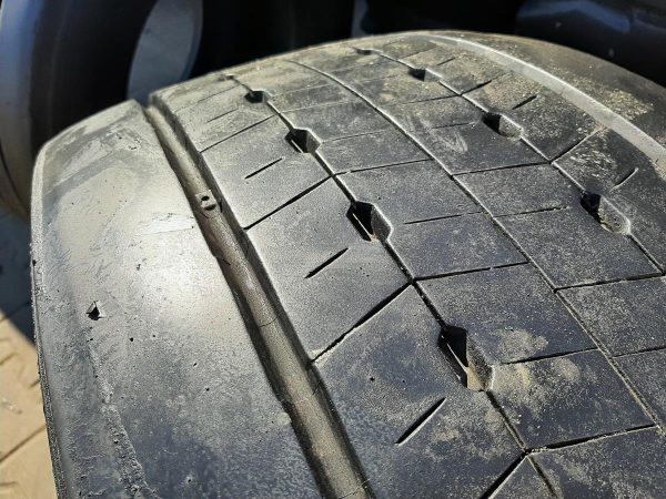 Opona używana ciężarowa 355/50R22.5 MICHELIN X MULTI Z 600zł C2460 - obrazek 5